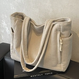 Tilda – Schultertasche mit Rippstruktur und dekorativem Seil