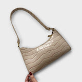 Glänzende Lederhandtasche Olivia