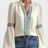 Isla | Vintage-Bluse mit V-Ausschnitt und feinen Details
