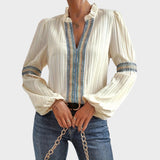 Isla | Vintage-Bluse mit V-Ausschnitt und feinen Details