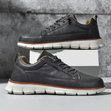 Sneaker aus Leder Giorgio - Stil und Komfort